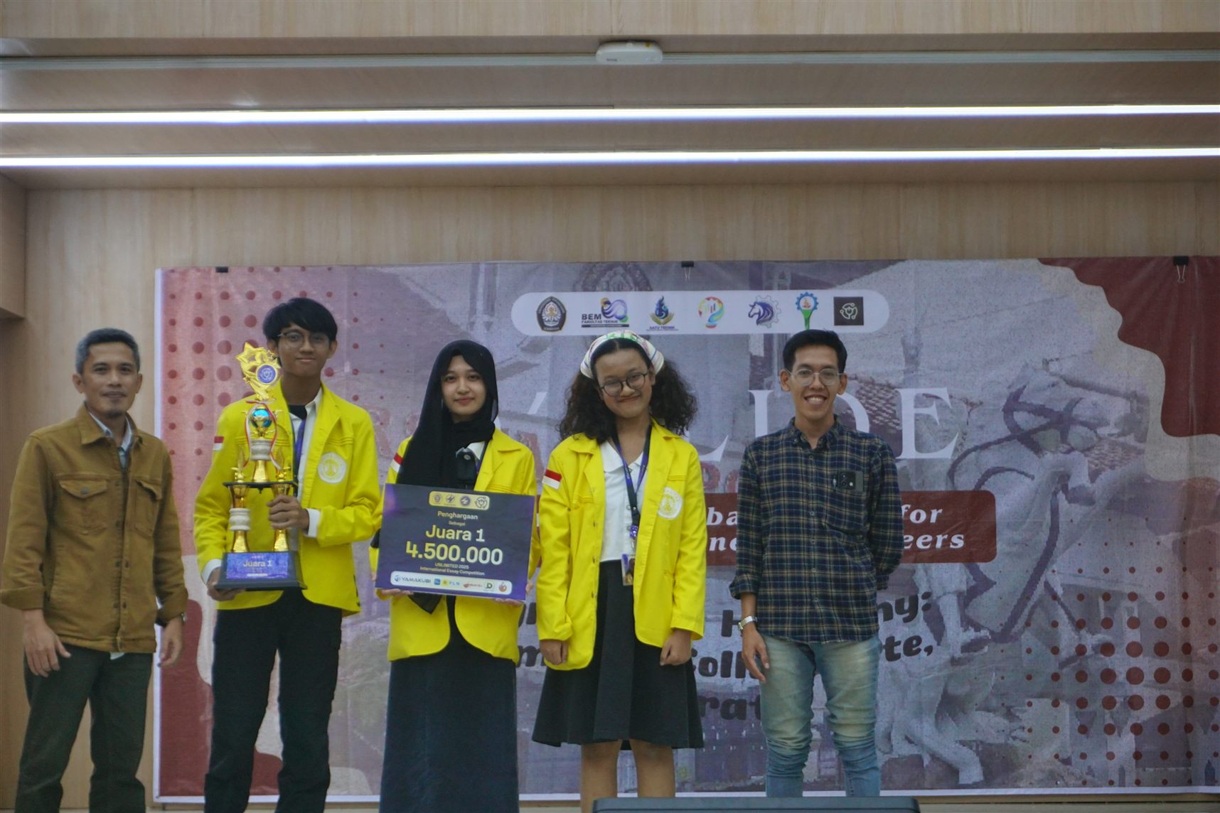 Dokumentasi UNLIMITED - Acara Utama